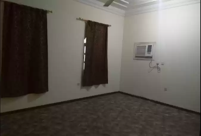 Жилой Готовая недвижимость Студия Н/Ф Квартира  в аренду в Аль-Садд , Доха #15923 - 1  image 